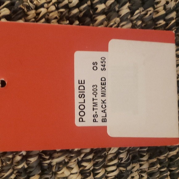 Poolside beach tote had woven by female artisans in tbe Philippines - Picture 3 of 6